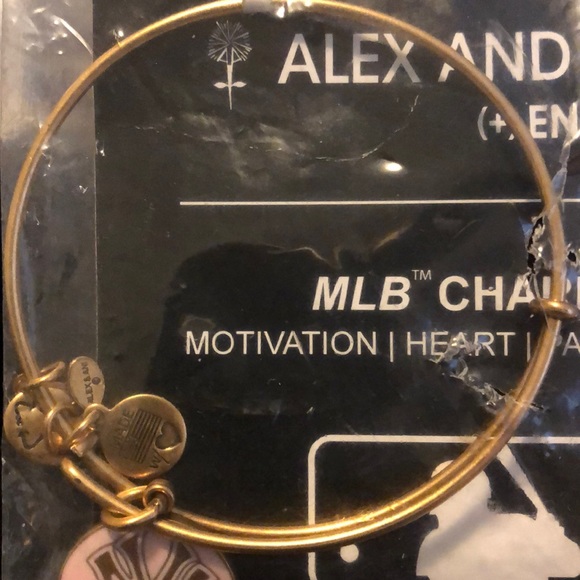 Alex and Ani New York Yankees Expandable Bangle - Picture 3 of 3